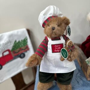 Bearington bear baker gingerbread maker
